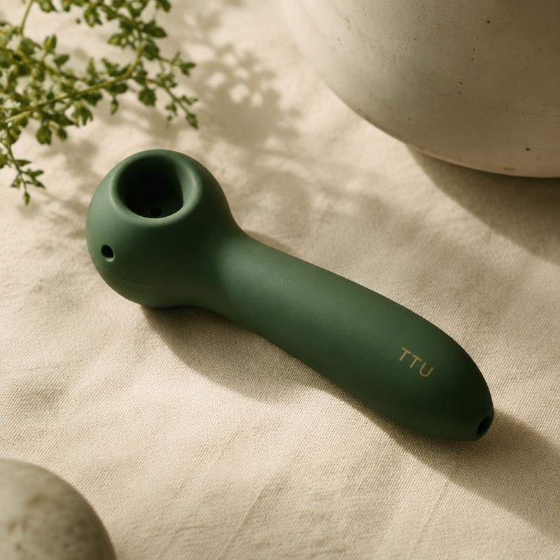 Silicone Water Pipe — Unbreakable — The Townhouse Uptown